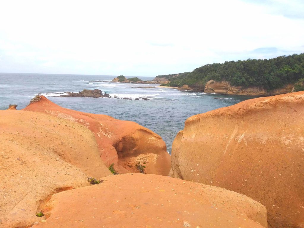red-rocks-calibishie-things-to-do-in-dominica-travelwithclem