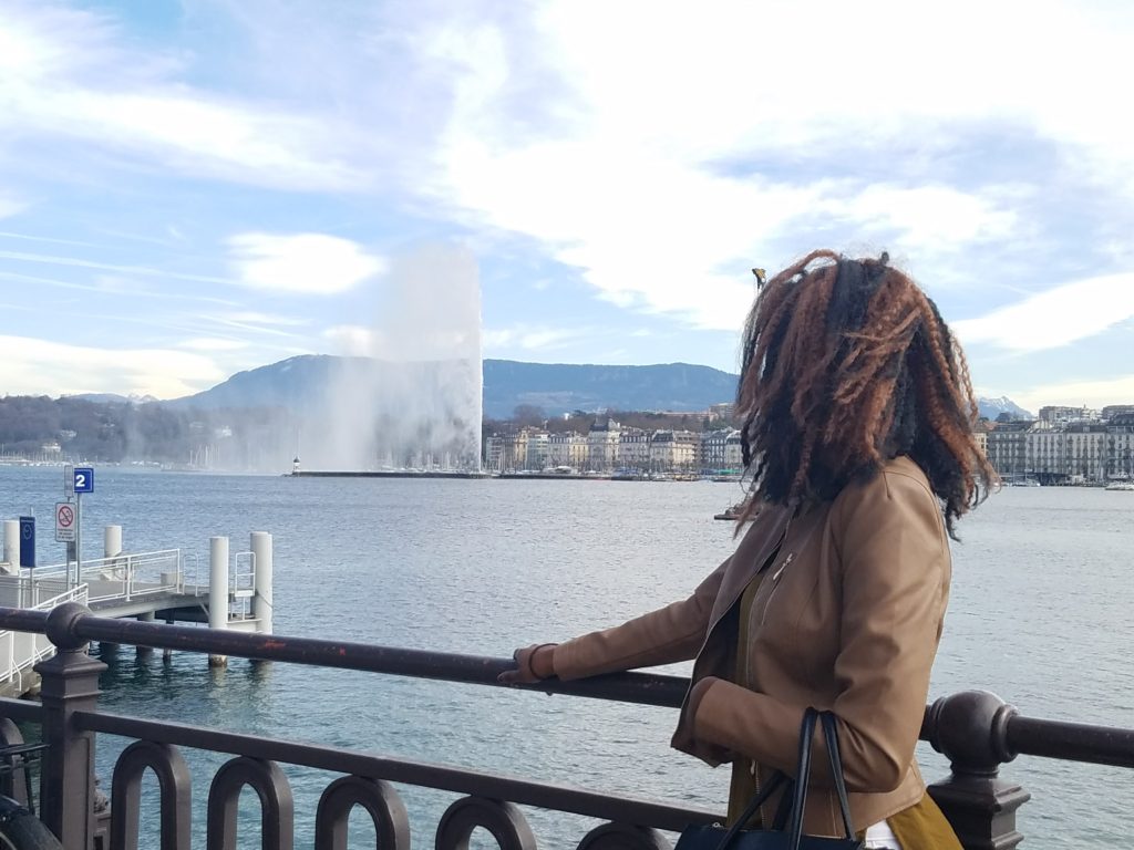 how-to-travel-more-girl-at-lac-leman-travelwithclem