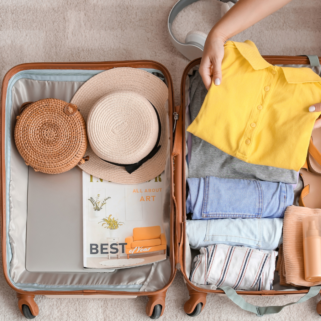 How to Pack Your Suitcase to Maximize Space - Folding clothes vs rolling clothes to put them in a travel suitcase for vacation